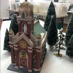 Christmas in the city series, Holy Name Church